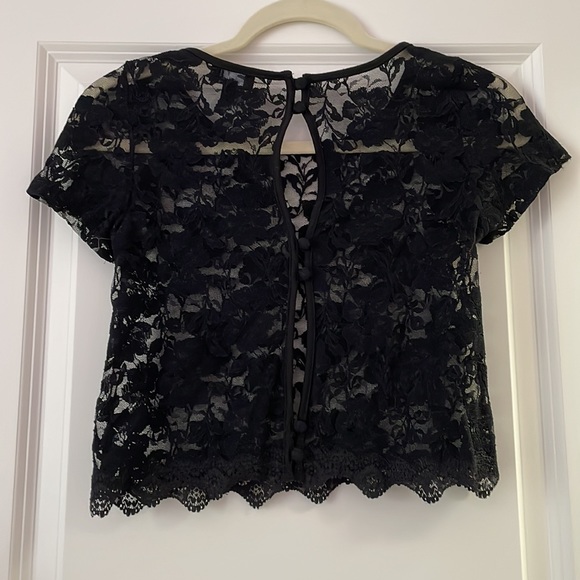 Aritzia lace top - Picture 3 of 3